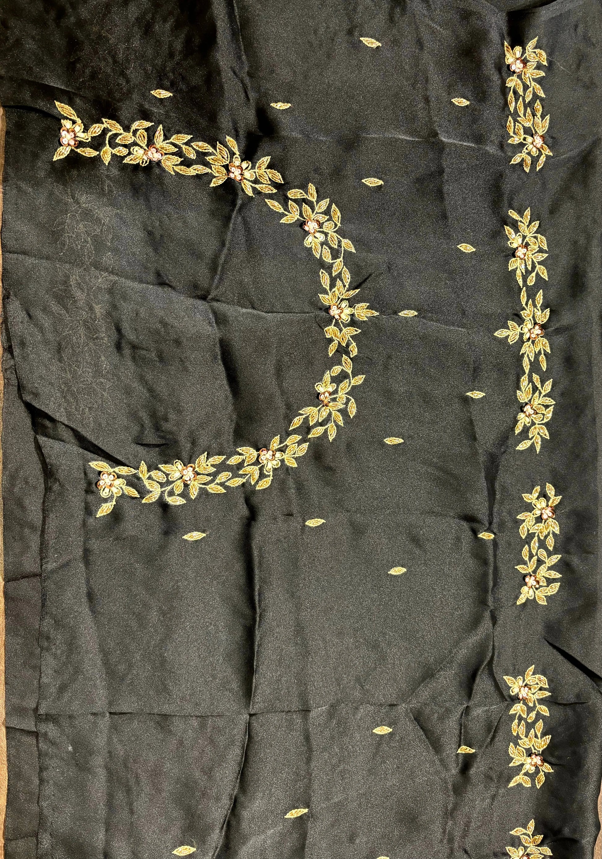 Black Crepe Silk Badan Pe Sitare Cocktail  Saree kreationbykj
