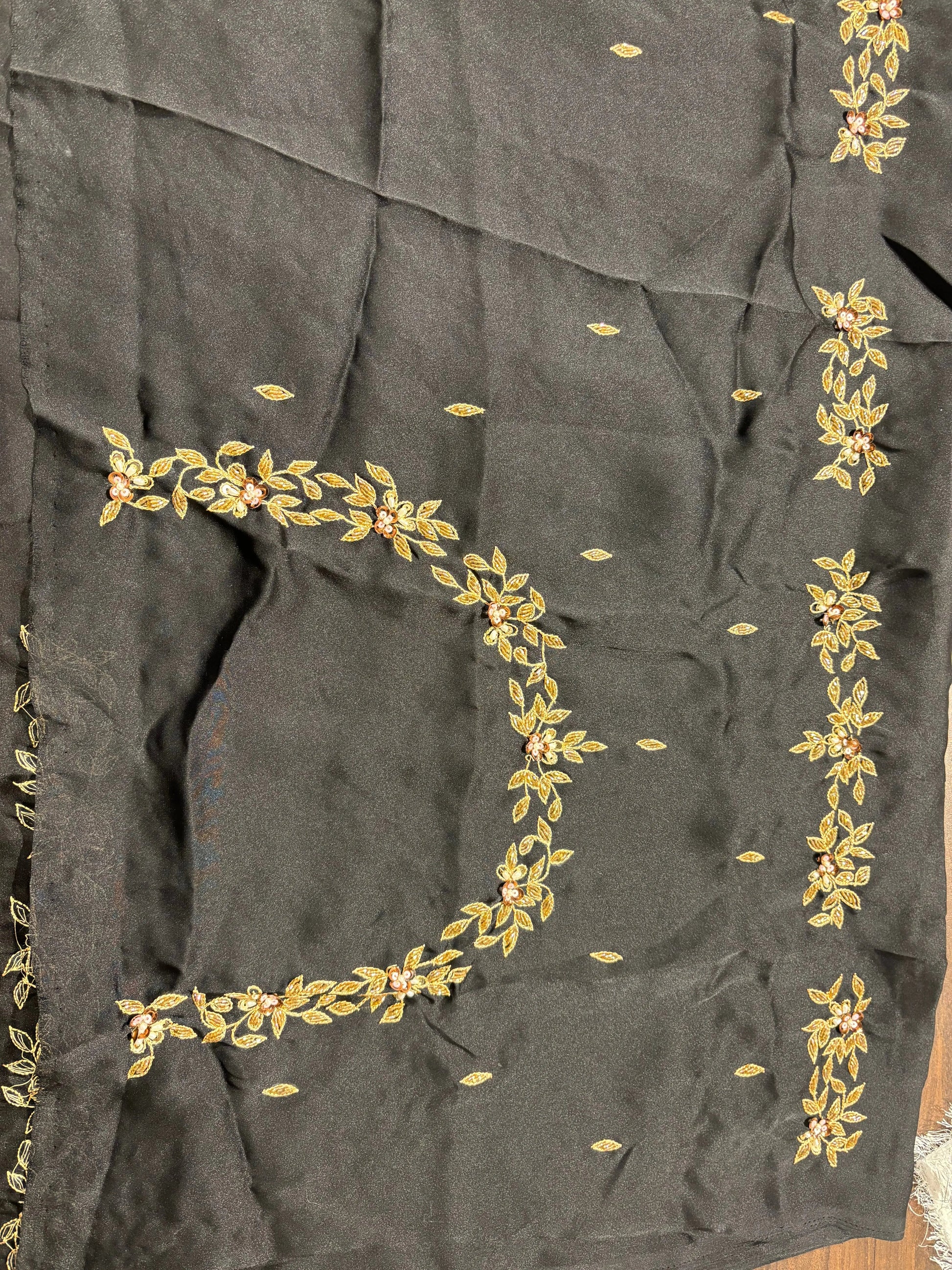 Black Crepe Silk Badan Pe Sitare Cocktail  Saree kreationbykj